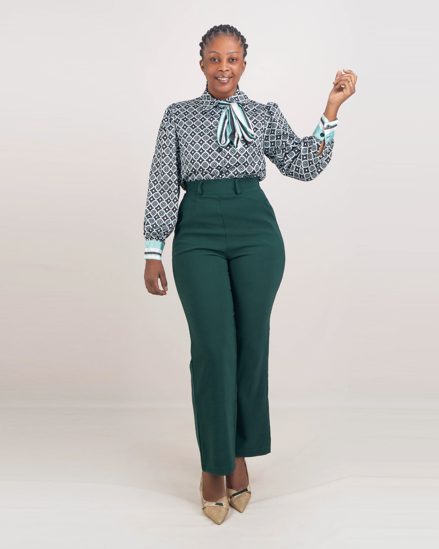 FATO DE PANTALONA COM CAMINSA FINA ESTAMPADA (TZ-2997)