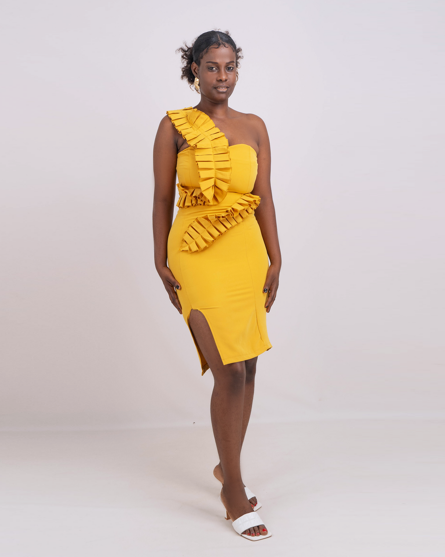 VESTIDO JUSTO COM RACHA (Q-17853B)