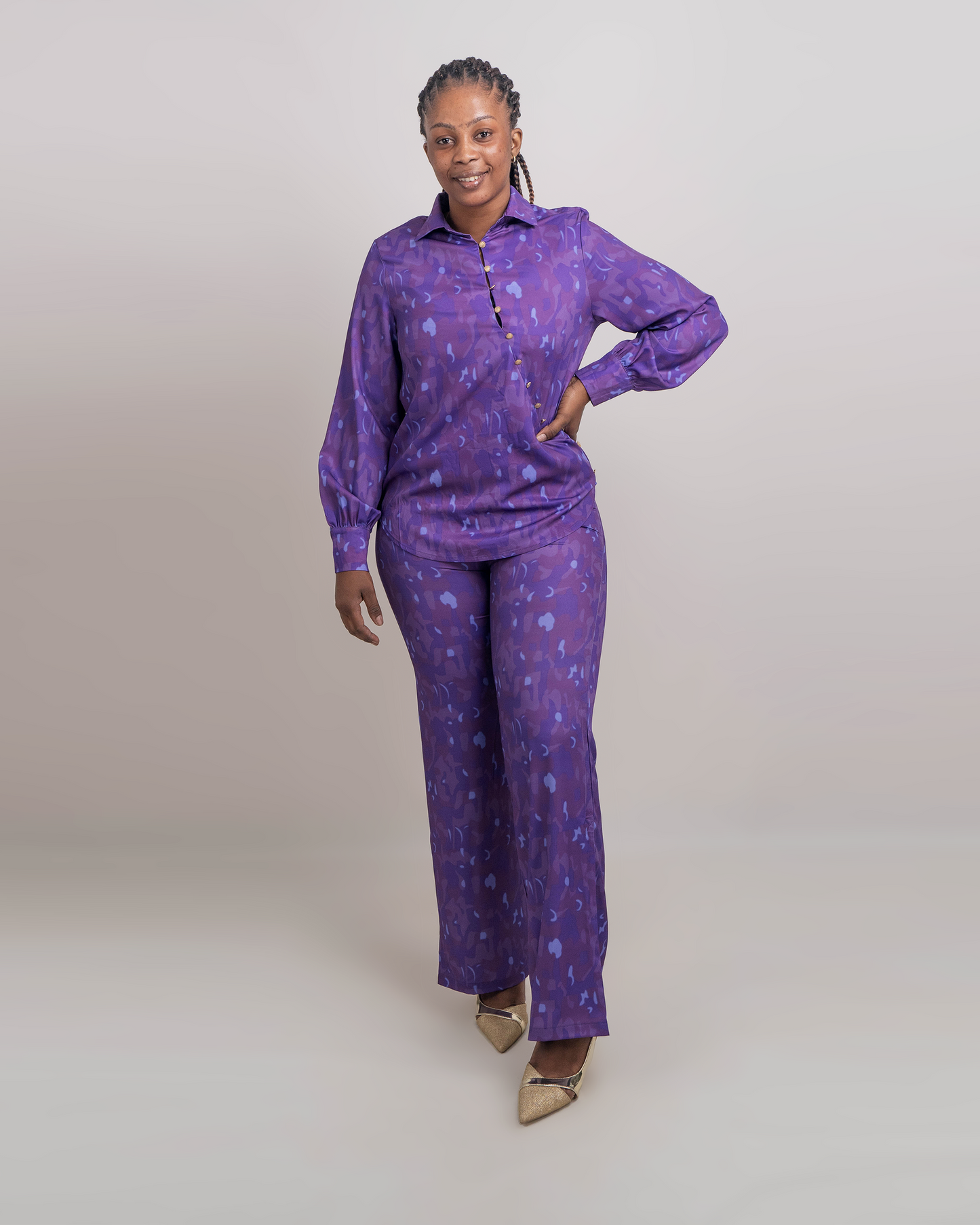 FATO DE PANTALONA COM BLUSA FINA MANGA COMPRIDA (TZ-2973)