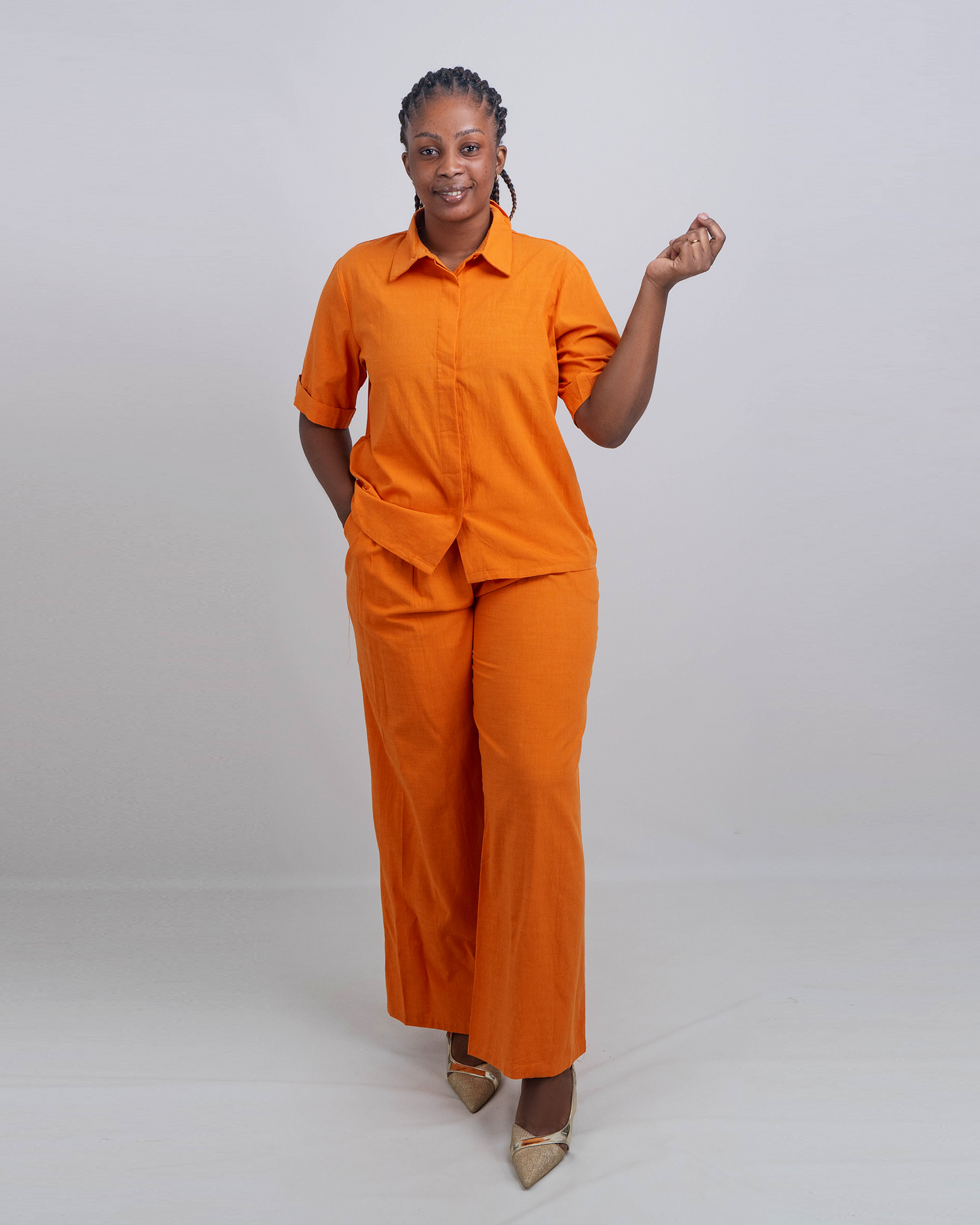 FATO DE PANTALONA COM BLUSA DE MANGA CURTA TECIDO LINHO (TZ-2614)