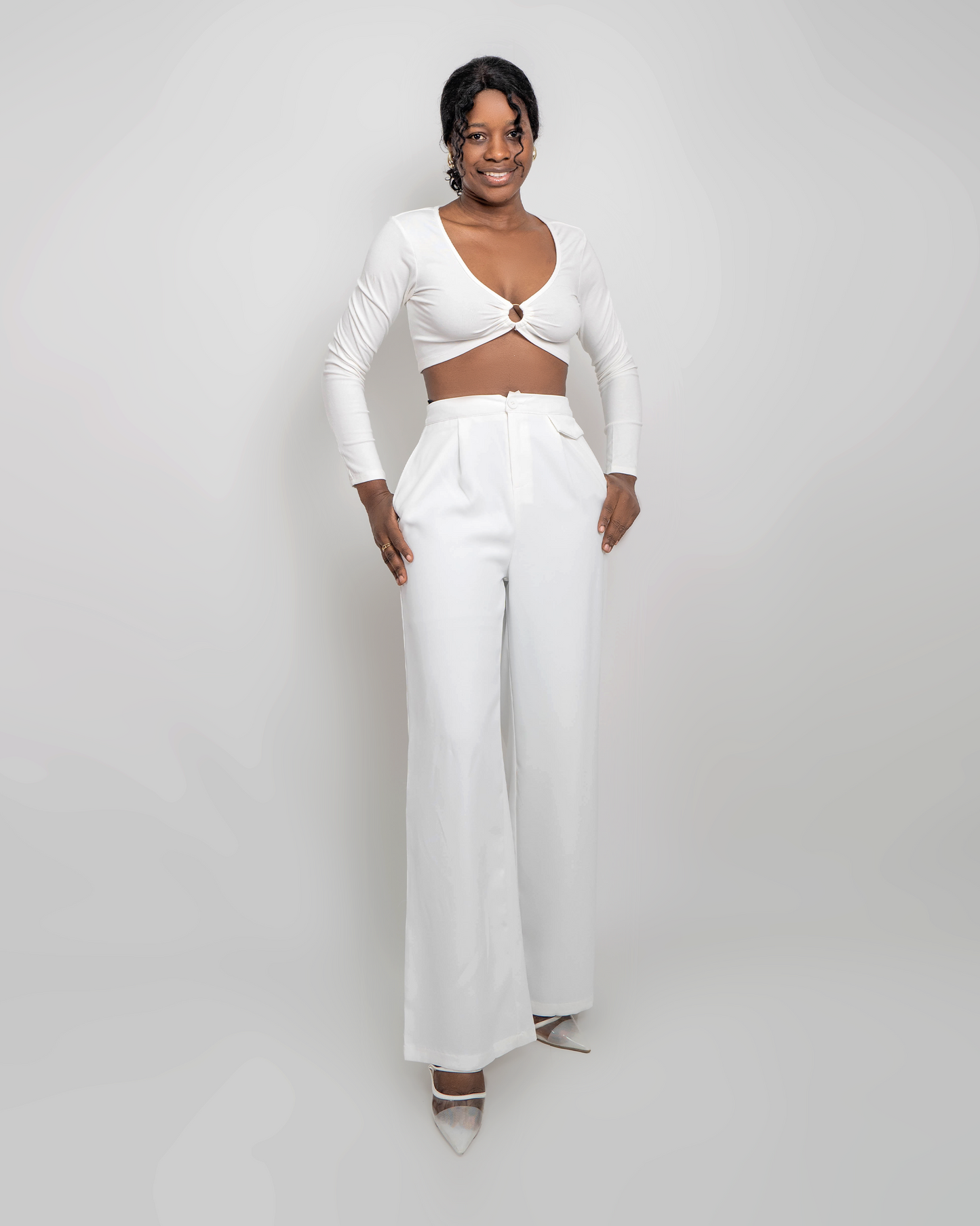 FATO DE PANTALONA COM BLUSA CURTA DE MANGA COMPRIDA (TZ-3062)