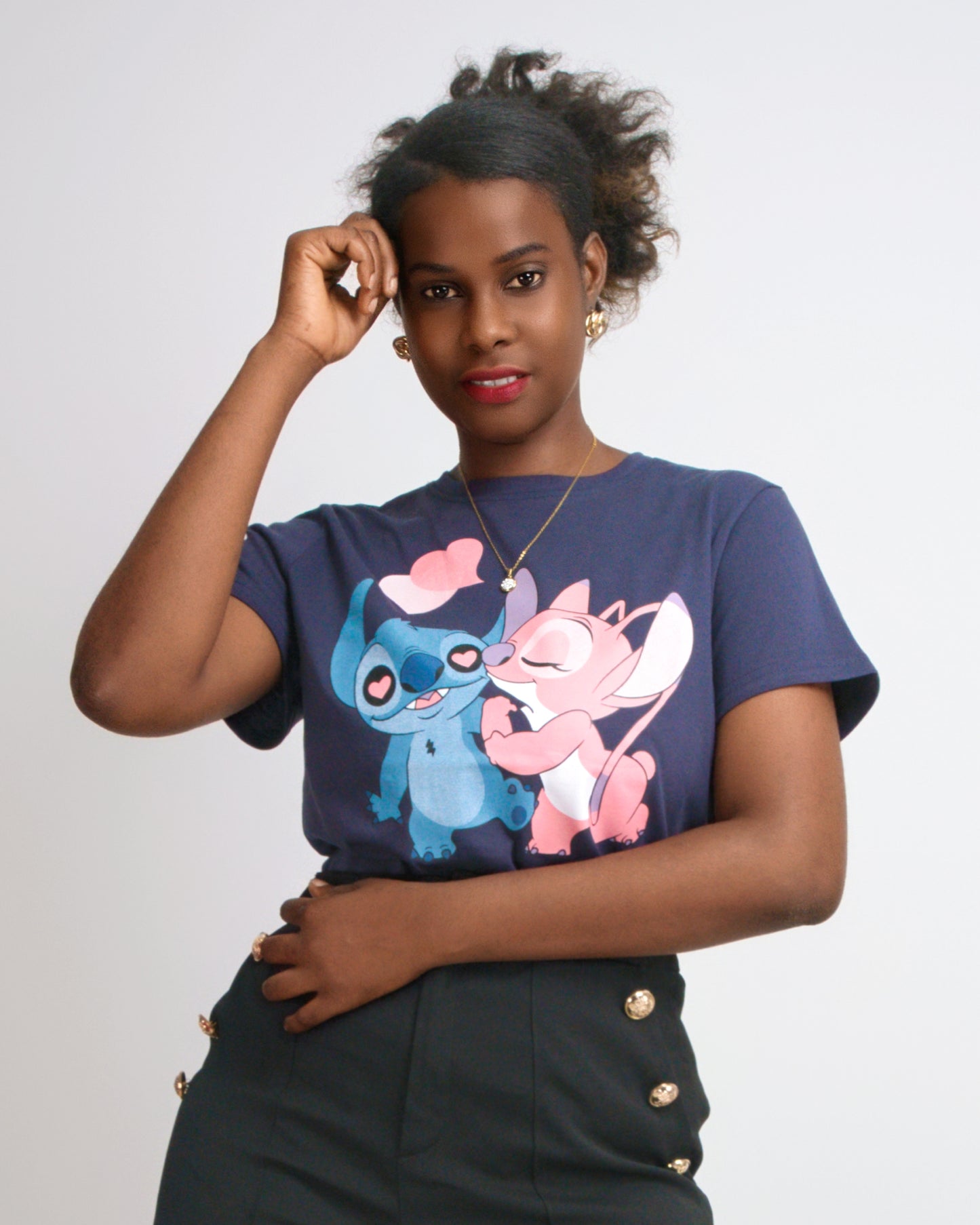 T-SHIRT FEMENINA COM MODELO STITCH (KK35054)