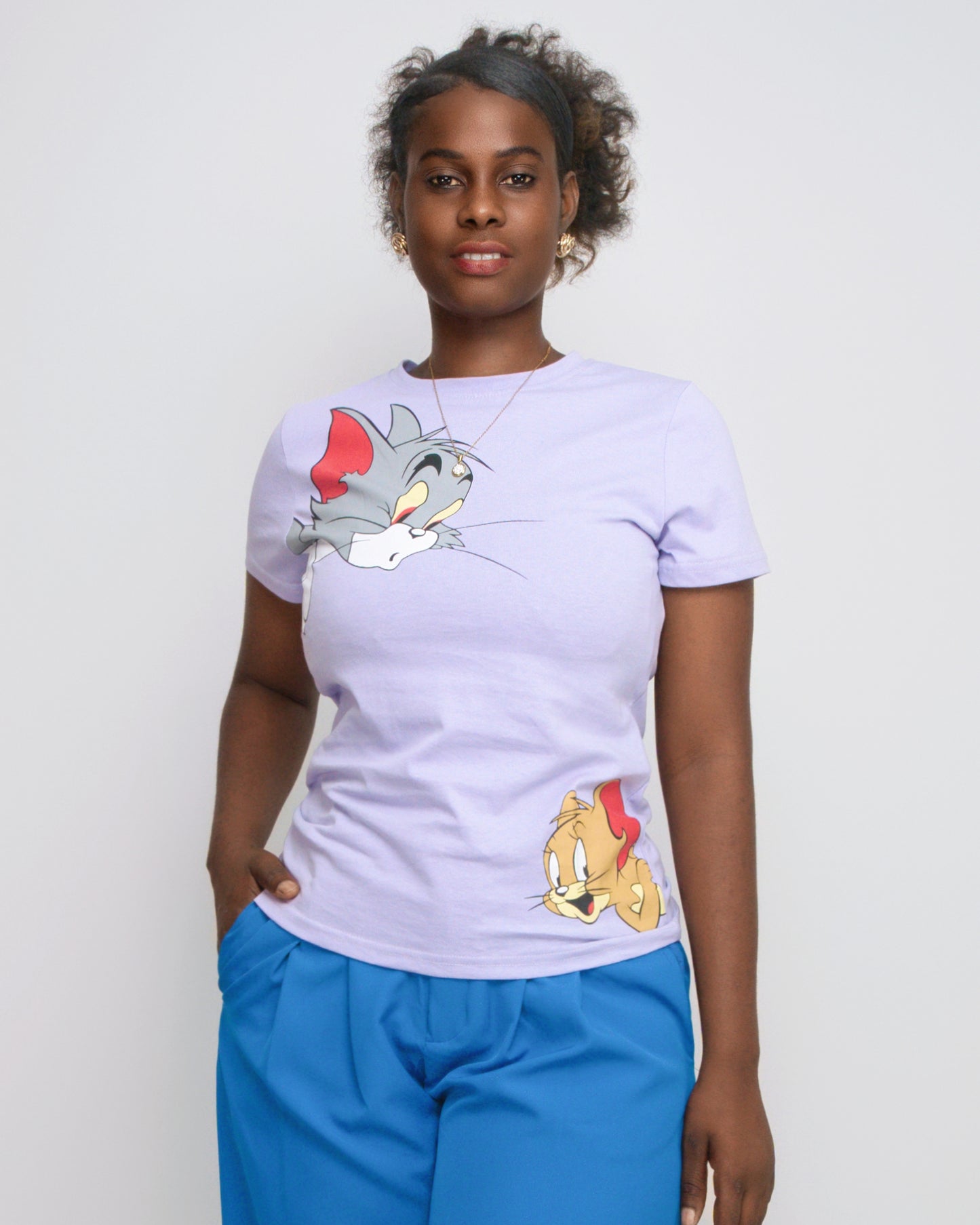 T-SHIRT FEMENINA COM MODELO TOM E JERRY (KK35058)