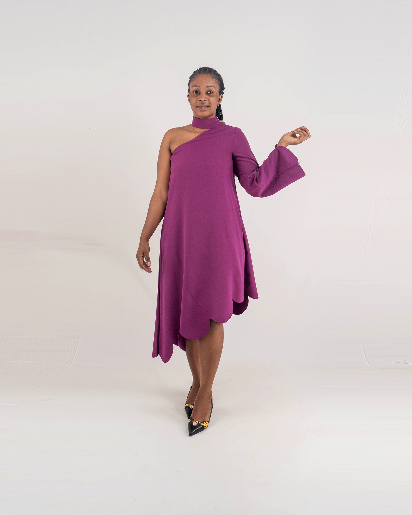 VESTIDO COMPRIDO DE UM BRACO ESTILO PESCONCINHO (Q-17920H)
