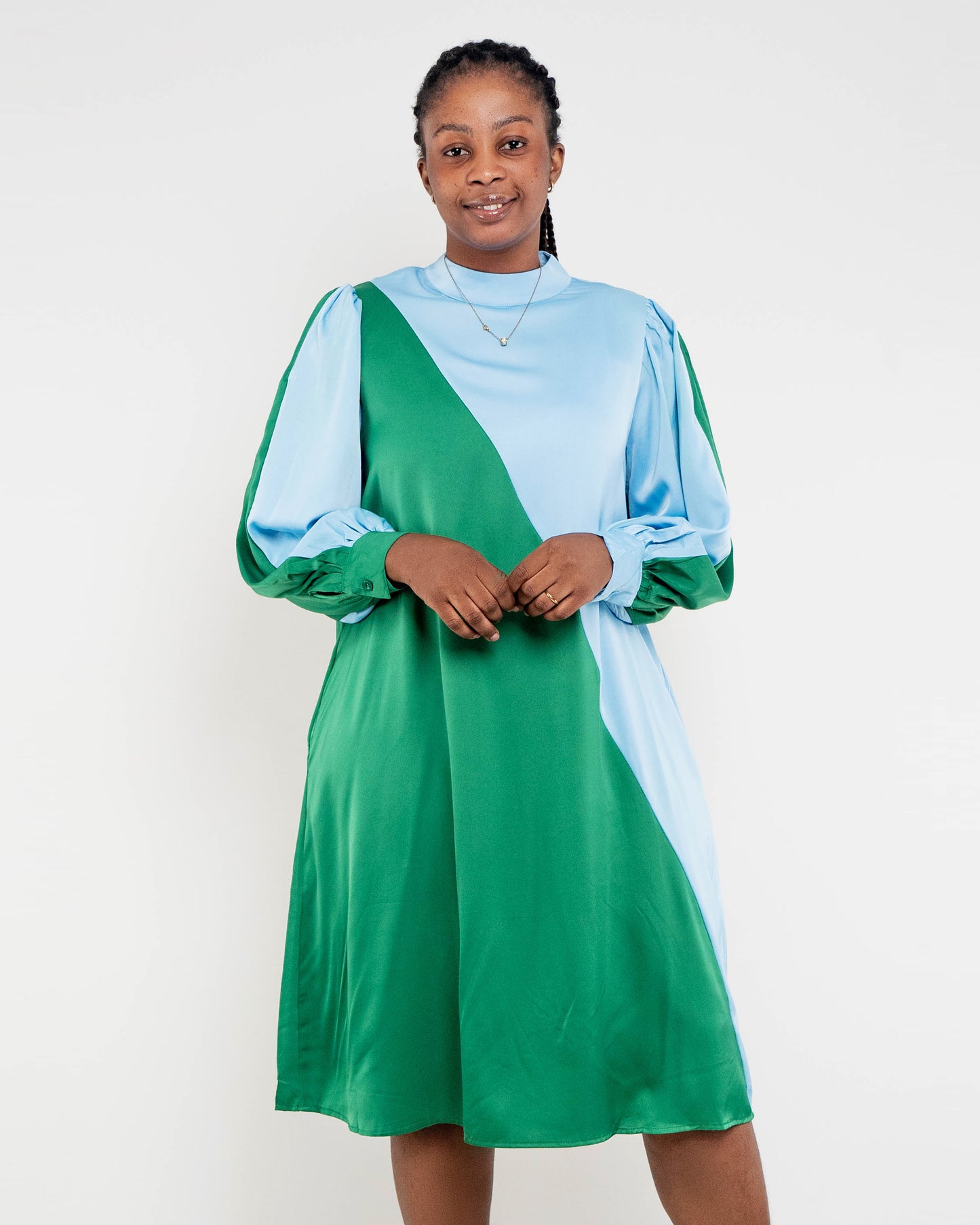 VESTIDO FINO DE DUAS CORES (Q-18058H)