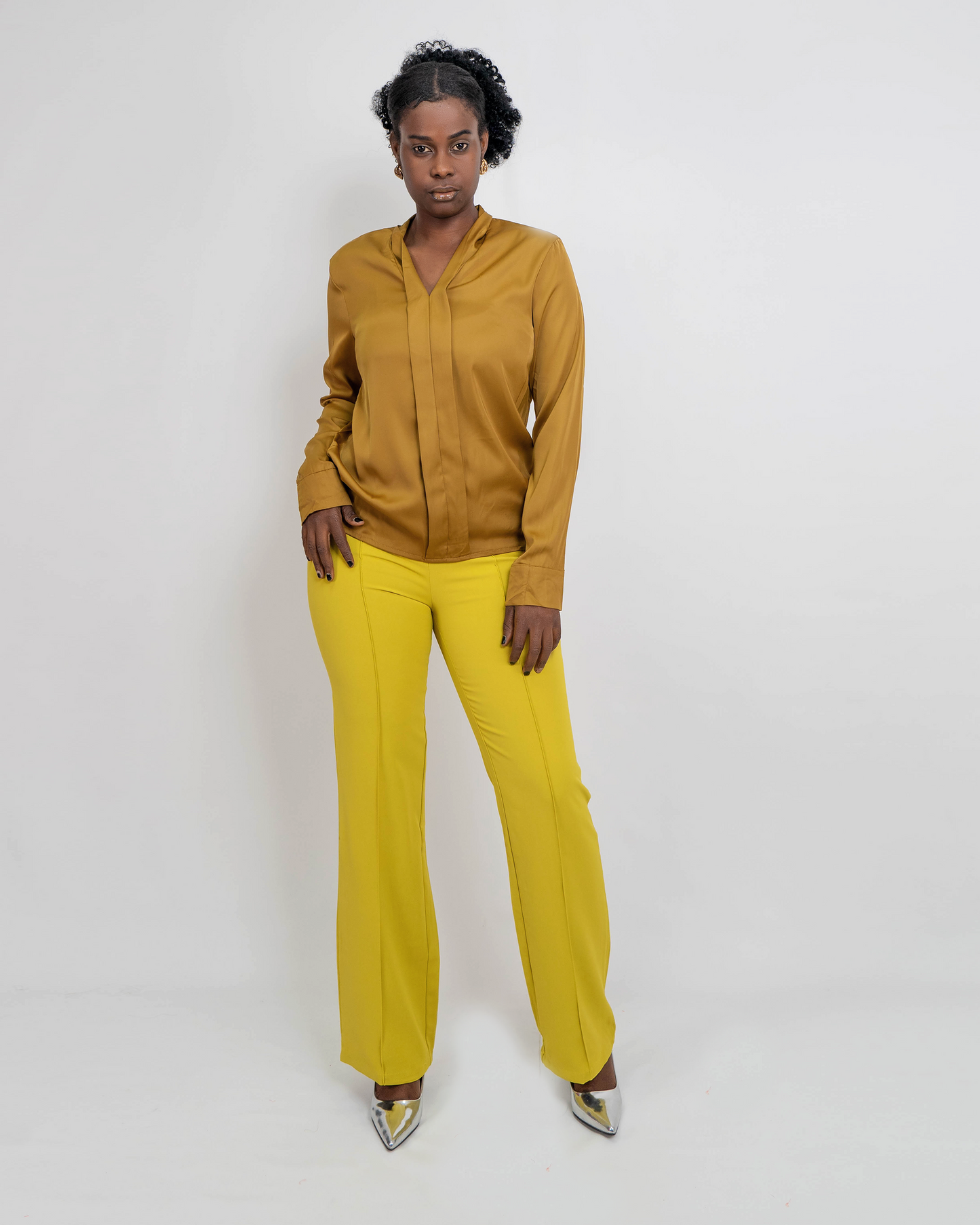 CAMISA SOCIAL FINA ESTILO OVERSIZE (S-11764)