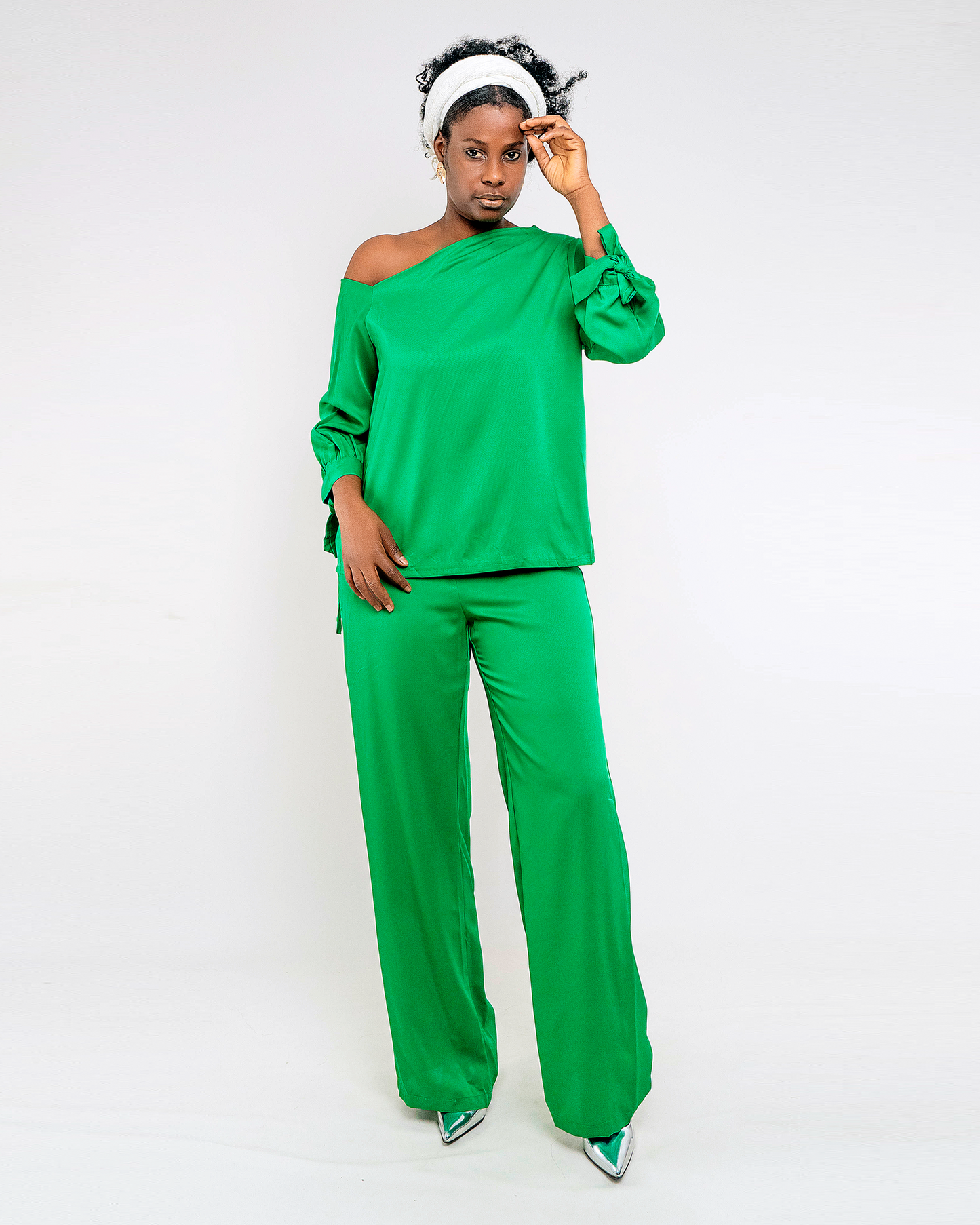 FATO DE PANTALONA COM BLUSA MANGA COMPRIDA BABADA (TZ-2963)