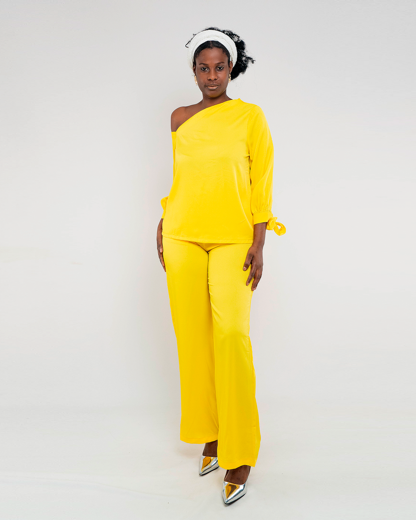 FATO DE PANTALONA COM BLUSA MANGA COMPRIDA BABADA (TZ-2963)