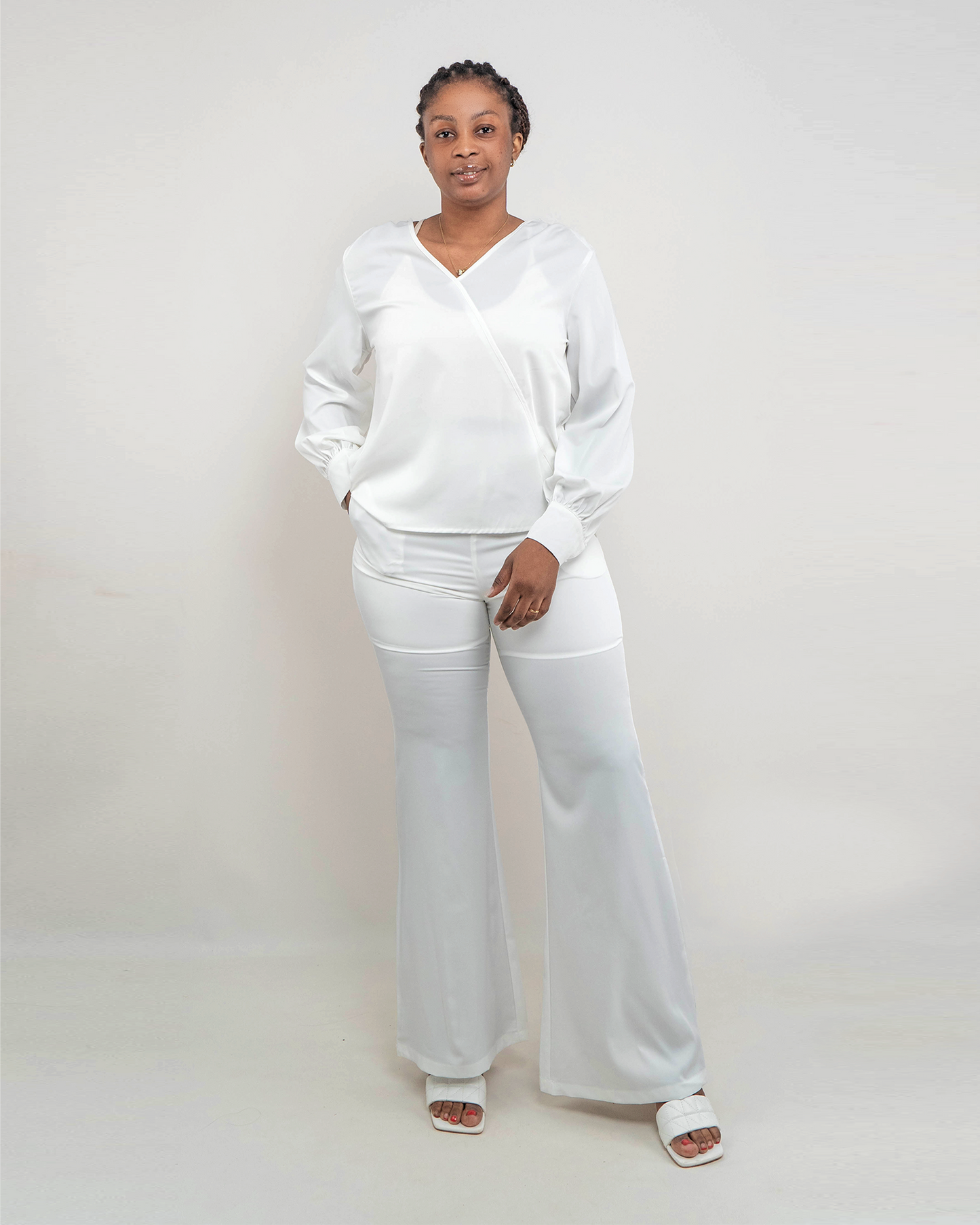 FATO DE PANTALONA COM BLUSA FINA (TZ-2991)