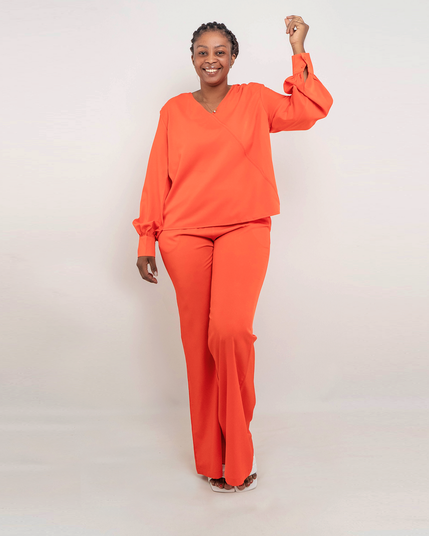 FATO DE PANTALONA COM BLUSA FINA (TZ-2991)