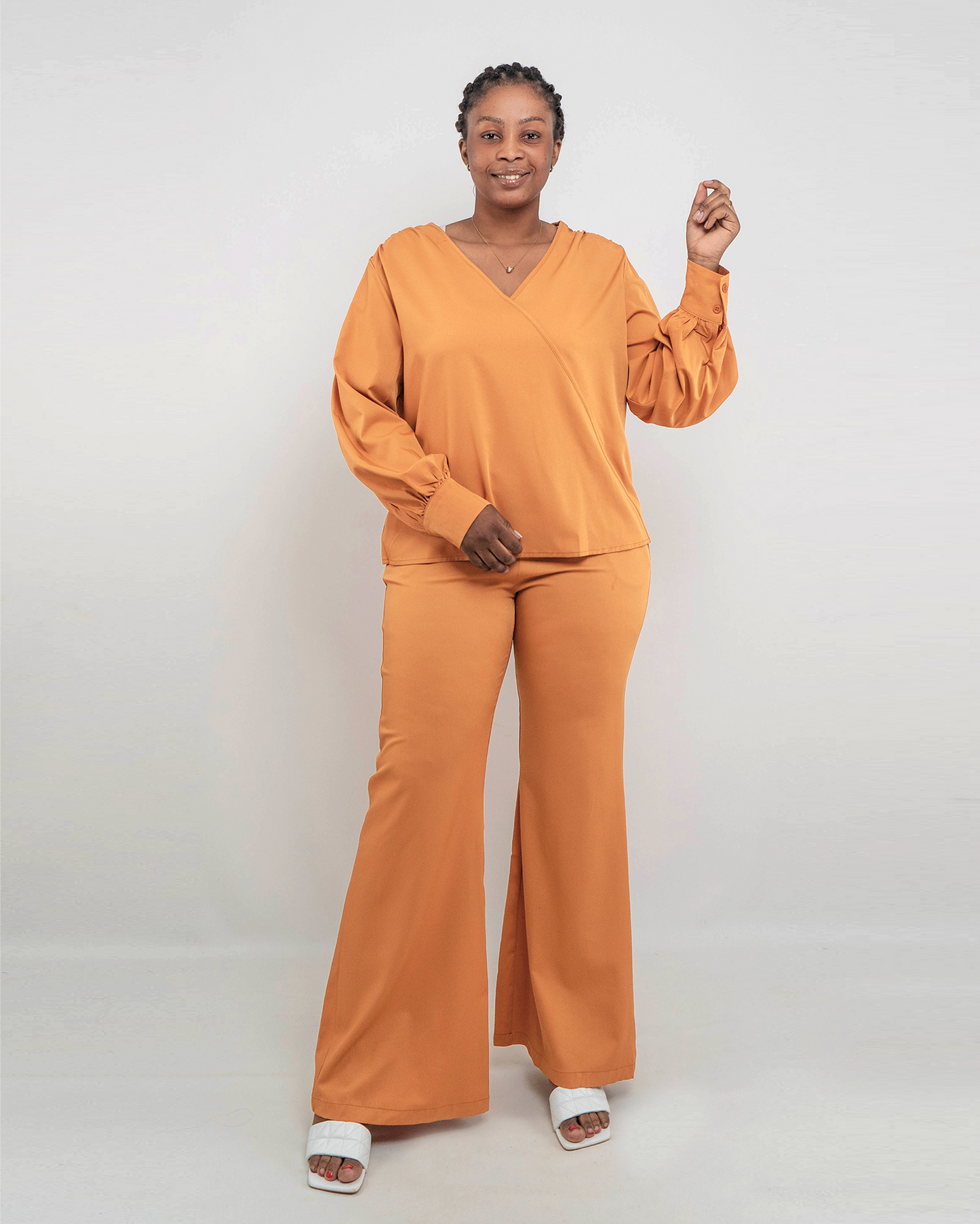 FATO DE PANTALONA COM BLUSA FINA (TZ-2991)