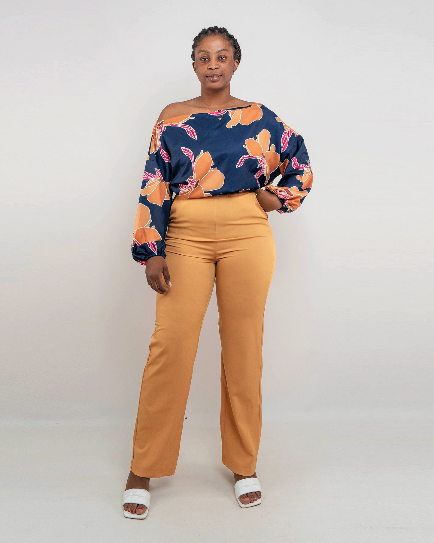 FATO DE PANTALONA COM BLUSA BABADA COM ESTAMPA (TZ-2993)