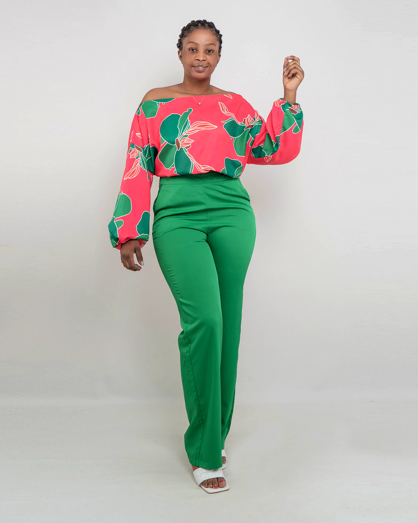 FATO DE PANTALONA COM BLUSA BABADA COM ESTAMPA (TZ-2993)