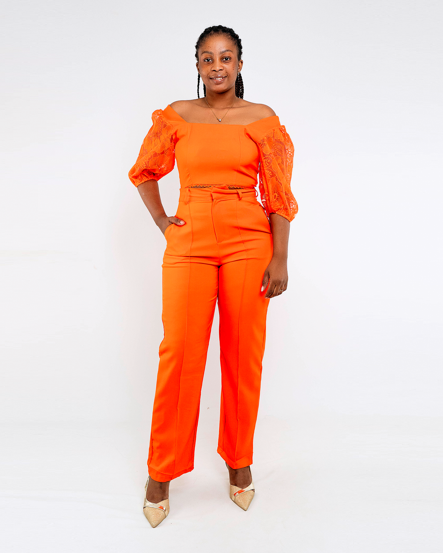 FATO DE PANTALONA COM BLUSA MANGA COMPRIDA BABADA (TZ-3060)