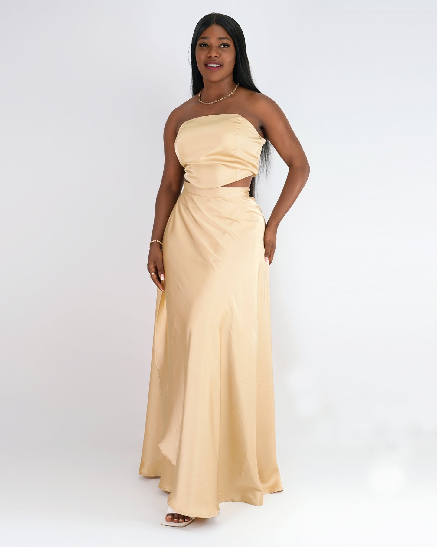 FATO DE SAIA COMPRIDA COM BLUZA CURTA (TZ-4147)