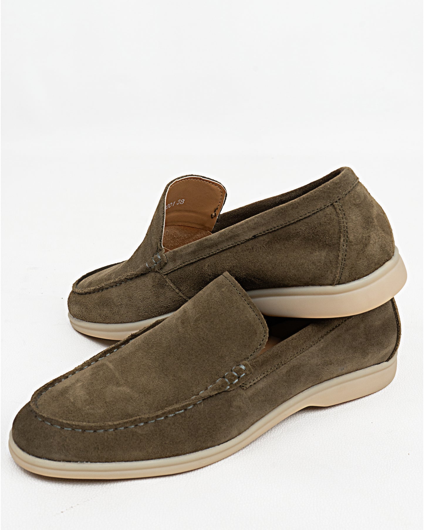 SAPATOS (B001)