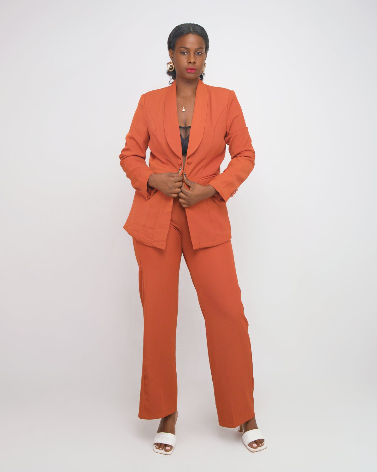 FATO SOCIAL DE BLAIZE E PANTALONA (B-6433)