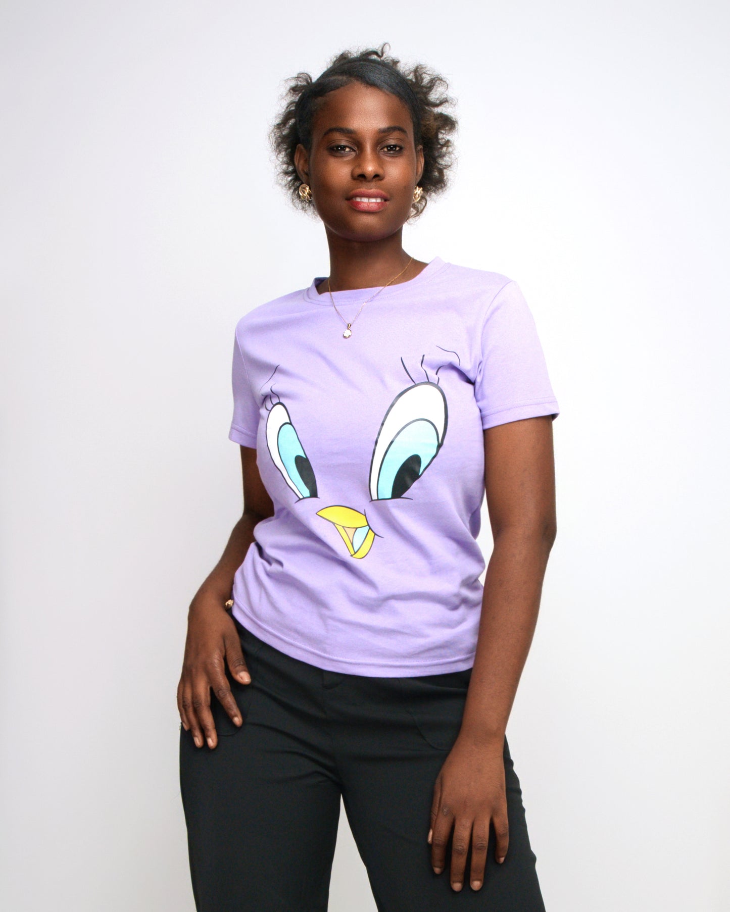 T-SHIRT FEMENINA COM  MODELO OLHOS DO PATINHO  (KK35053)