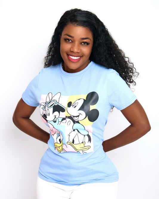 T-SHIRT FEMENINA COM MODELO MICKEY E SEUS AMIGOS   (KK35055)