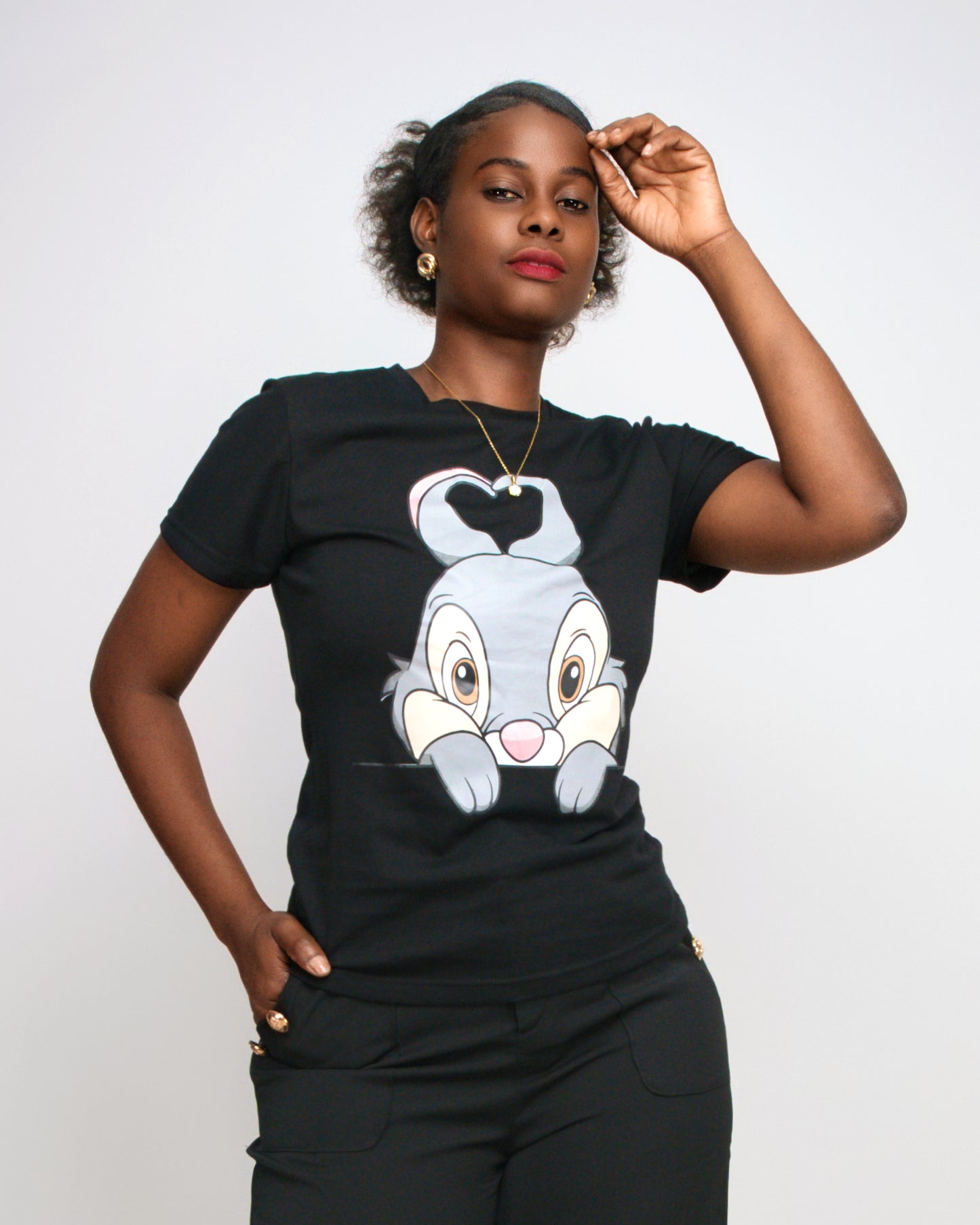 T-SHIRT FEMENINA COM MODELO  COELHO ( KK35060)