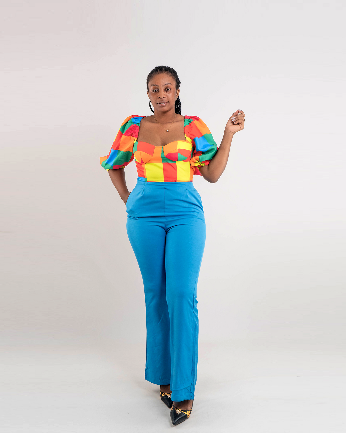 Fato de Blusa Curta Estampada com Pantalona (TZ-2863)