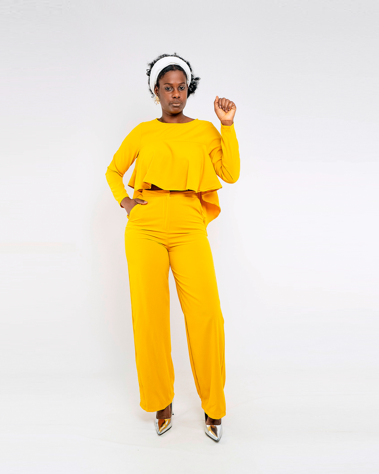 FATO DE PANTALONA COM BLUSA MANGA COMPRIDA BABADA (TZ-3065)